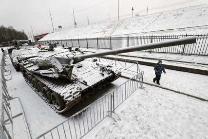 Čeka se konačna odluka: Berlin za sad spreman da dozvoli prosljeđivanje tenkova Kijevu