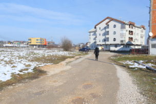 neasfaltirana ulica despota Stefana Lazarevica 68b