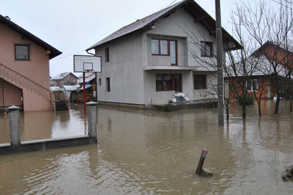 Poplave u Zvorniku napravile haos: Šteta prijavljena u 20 mjesnih zajednica, voda ušla u 6 kuća