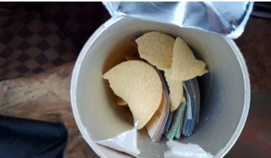 Novac sakrio u kutiju od čipsa: Policija na granici spriječila krijumčarenje 30.000 evra (FOTO)