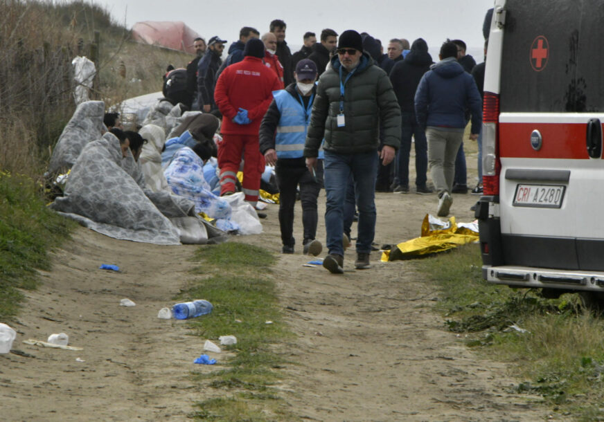 Potonuo brod sa migrantima u Italiji