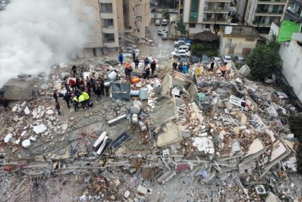 Potpuno srušena 941 zgrada: Zbog zemljotresa u Turskoj, PROGLAŠENO VANREDNO STANJE na 3 mjeseca