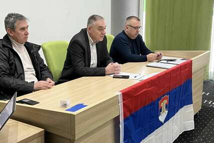 "Preko 200 funkcionera u sukobu interesa" Miličević najavio da će SDS predložiti izmjene i dopune zakona (FOTO)