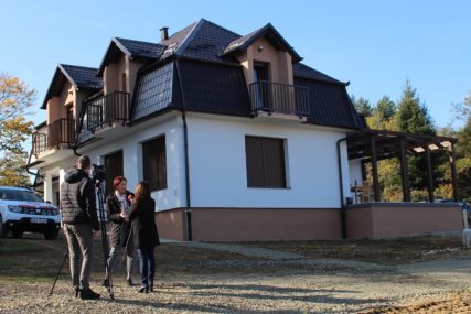 Edukativni centar u selu Kozara