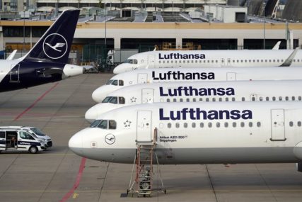 Lufthansa, avion
