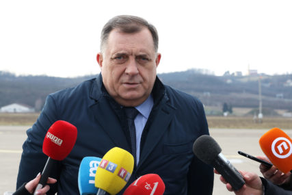 "Najzaslužniji za odbranu Srpske" Dodik nakon sastanka sa oficirima i komandantima VRS i MUP