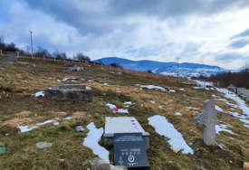 Spomenici izvaljeni i polomljeni: Oskrnavljeno srpsko pravoslavno groblje kod Ključa