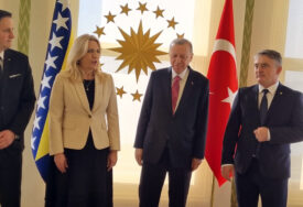 Kod kuće se svađaju, ali su svi otišli kod Erdogana: Šarolika ekipa iz BiH na inauguraciji predsjednika Turske