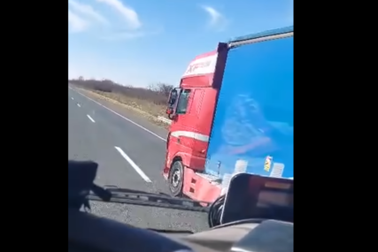 Vozač spava u kamionu