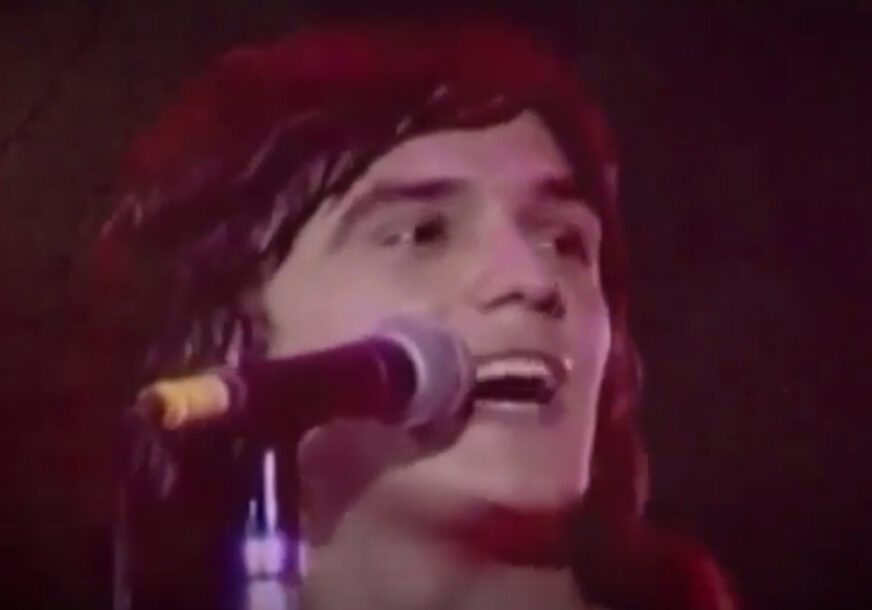 Zdravko Čolić na koncertu 1978.