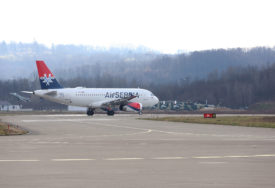 LETOVI ZA TIVAT PREUSMJERENI Dojava o bombi u avionu Er Srbija