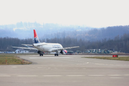 avion Air Srbija polijetanje