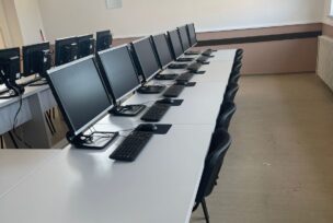 kabinet informatike u školi Šamac
