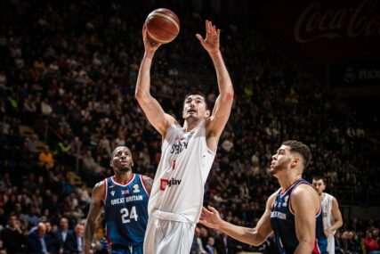 Sve stalo u 40 minuta: Košarkaši Srbije ponosni zbog uspjeha i žele da ga podijele ravnomjerno