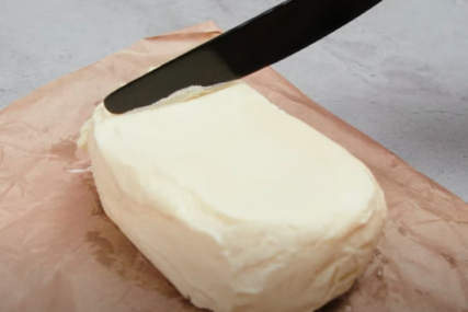 Ovo će vam olakšati kuvanje: Evo kako da istopite maslac, a da vam ne potamni
