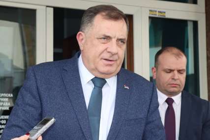 "Želim razvoj i budućnost za ovaj grad" Dodik u Bratuncu, pružio je podršku Prodanoviću