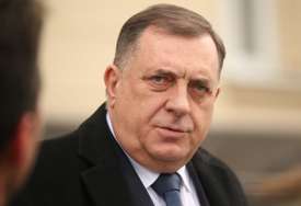 "Poštujemo njihov narod i državu" Dodik poručio da je američki ambasador neprijateljski nastrojen prema Srbima