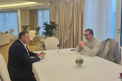 VAŽNE TEME NA STOLU Dodik i Vučić razgovarali o pregovorima u Briselu (FOTO)