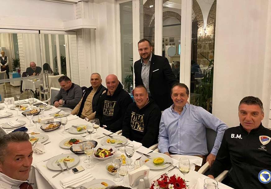 “Nalazimo se na istom zadatku” Čelnici saveza N/FS BiH održali sastanak sa klubovima u Antaliji