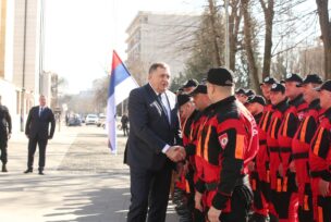 Predsjednik Republike Srpske Milorad Dodik upriličio je danas u Banjaluci svečani prijem za 30 pripadnika specijalističkog tima