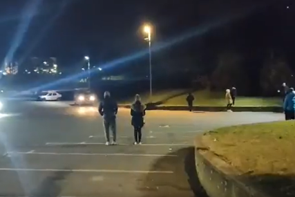 PROPAO PROTEST Samo nekoliko desetina navijača Partizana ispred stadiona iskazalo nezadovoljstvo (FOTO, VIDEO)