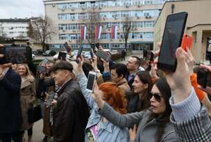 Protesti novinara u znak podrške Nikoli Morači