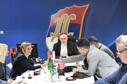 PREŠLI NA DOMEN RS Srpska demokratska stranka ponovo ima internet stranicu