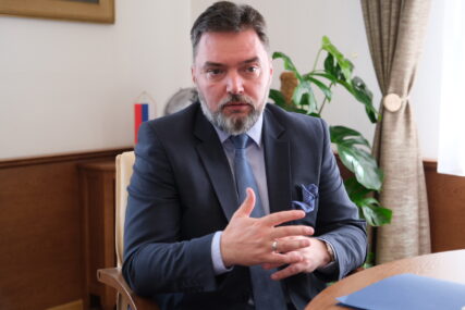 Košarac o političkoj krizi: Bošnjački političari nastoje da izdejstvuju sankcije za Republiku Srpsku