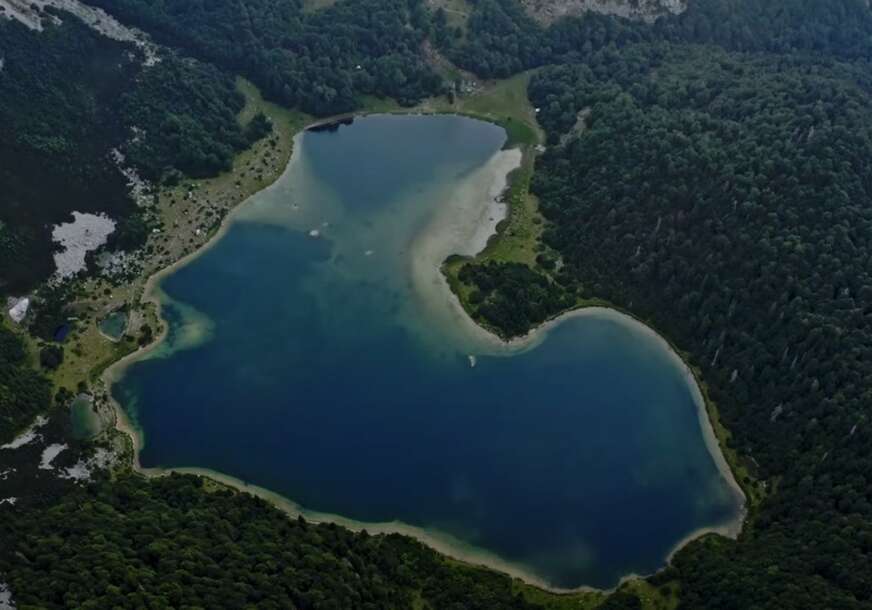 Trnovačko Jezero