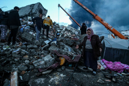 BROJ POGINULIH PREMAŠIO 35.000 Tursku i Siriju pogodio 5. najsmrtonosniji zemljotres u ovom vijeku
