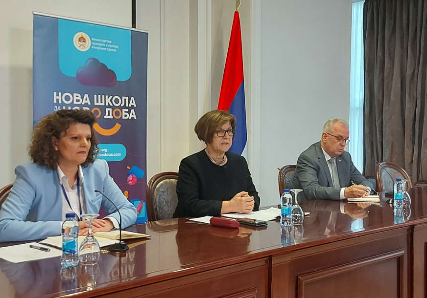 Željka Stojičić sa direktorima javnih i privatnih predškolskih ustanova 