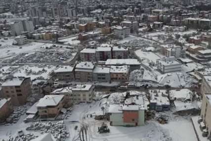 Razoren grad u Turskoj nakon zemljotresa