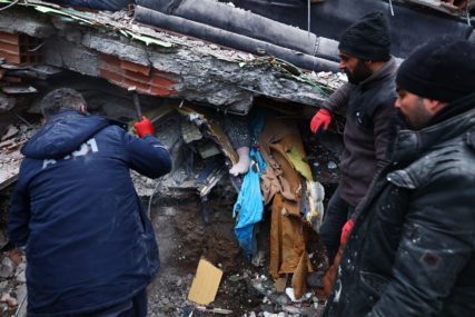 Pomoć iz FBiH Turskoj: Šalje se donacija zimskih šatora i vreća za spavanje