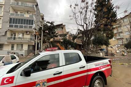 PORAŽAVAJUĆI PODACI Broj poginulih u Turskoj porastao na 42.310