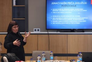 Predavanje novinarke Milkice Milojević u Školi praktičnog novinarstva