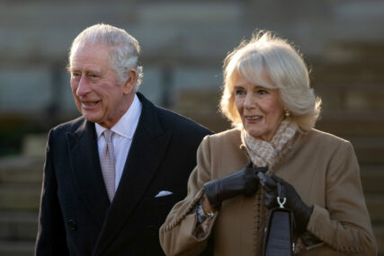Kralj Čarls odlučio: Djeca princa Harija i Megan Markl zvanično postali princ i princeza