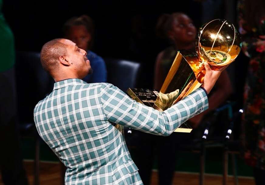 "On kraj sebe nema Ol Stara" Legendarni bivši NBA košarkaš nema dilemu kada je MVP trka u pitanju