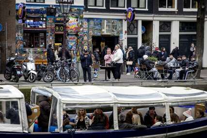 Poduzimaju sve moguće mjere: Amsterdam ne želi nepristojne turiste iz Britanije