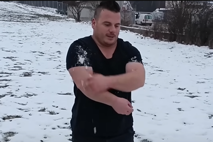 Oborio bika i kupao se u snijegu: Bosanski Hulk ponovo demonstrirao svoju snagu (VIDEO)