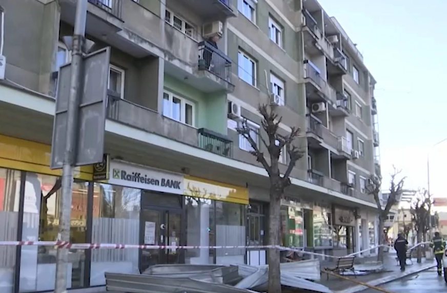 Pao lim sa zgrade u Jagodini
