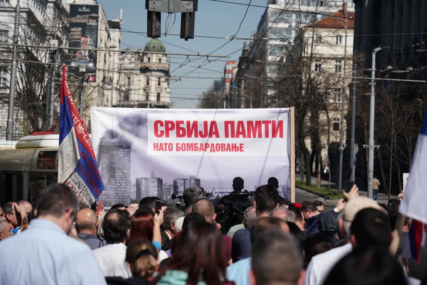 Protest ispred Vlade Srbije: Vrijeme okupljanja učesnika simbolično