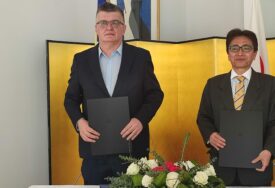 Donacija Vlade Japana: Potpisani ugovori o bespovratnim sredstvima za 3 Doma zdravlja