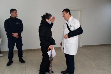 "Prevencija je najvažnija" Đajić poručio da je UKC Srpske stručno i kadrovski osposobljen za tretman i prevenciju glaukoma (FOTO)