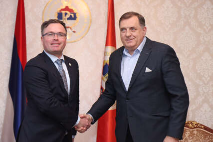 Sastanak - Dodik i Serdar