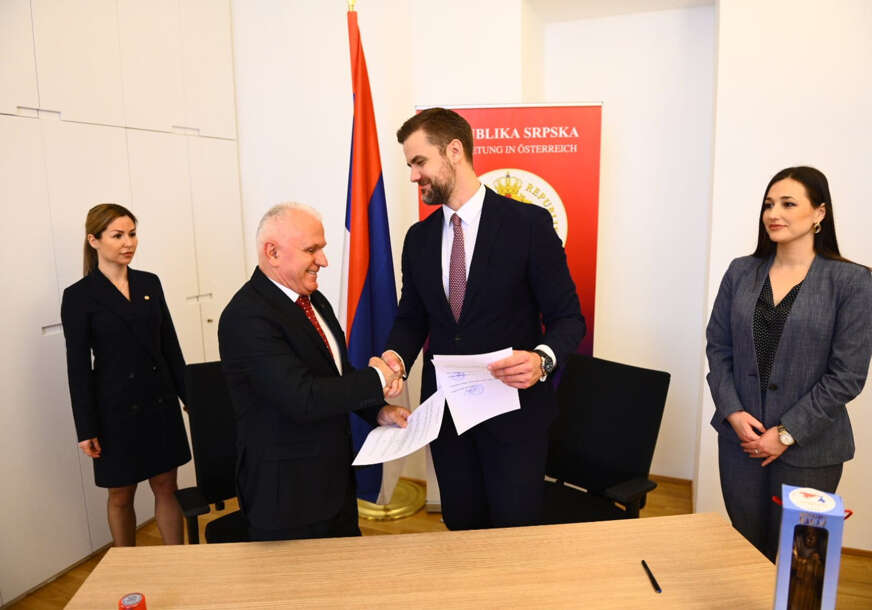 Potpisivanje sporazuma o pomoći Srbima na KiM