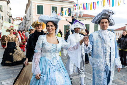 Oboren rekord po broju učesnika: Na Karnevalu u Herceg Novom bili posjetioci i iz Grčke i Italije