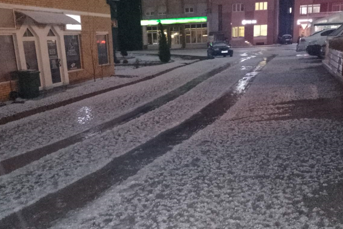 Ulice prekrivene ledom