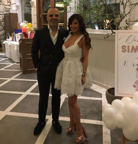 Ana Sević i muž na proslavi rođendana sina