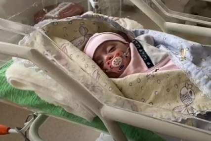 Beba nakon zemljotresa u turskoj bila u bolnici bez roditelja