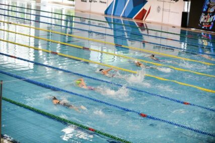 Banjaluka u znaku plivanja: Više od 400 takmičara iz Evrope i svijeta na Plivačkom mitingu